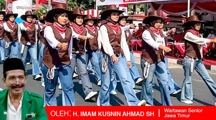 Mengapa Ibu-Ibu Mengenakan Busana dan Topi Koboi di Gerak Jalan HUT Kemerdekaan RI? 