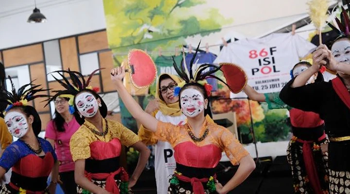 Reuni 40 Tahun FISIPOL UGM 1986 , Ketika Reuni Menjadi Panggung Gagasan, Budaya, dan Pelayanan Publik