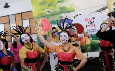 Reuni 40 Tahun FISIPOL UGM 1986 , Ketika Reuni Menjadi Panggung Gagasan, Budaya, dan Pelayanan Publik