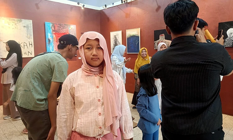 Pameran Seni Lukis Annisa Nismara: NAIF BUKAN BERARTI POLOS
