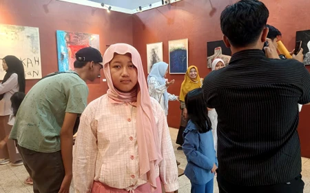 Pameran Seni Lukis Annisa Nismara: NAIF BUKAN BERARTI POLOS